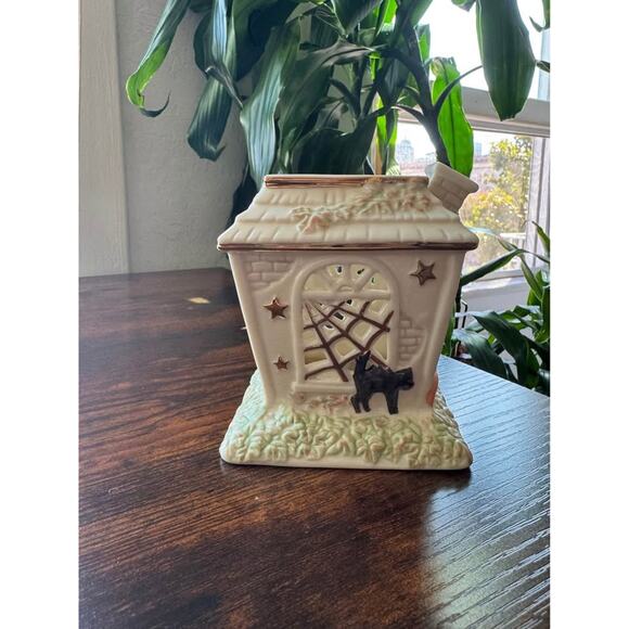 Lenox Occasions Halloween Haunted House 24k Gold Ivory Bone China Candle Holder - Picture 2 of 6